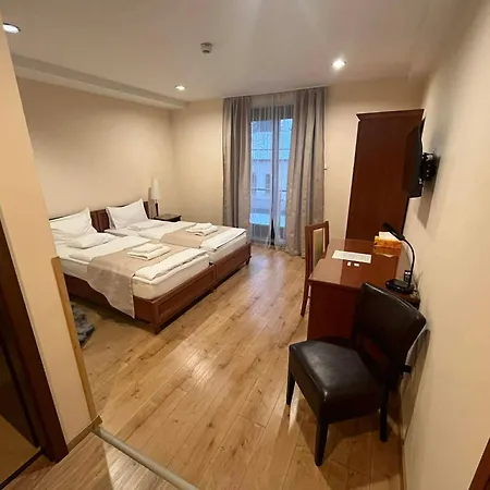 Brill Hotel 3*