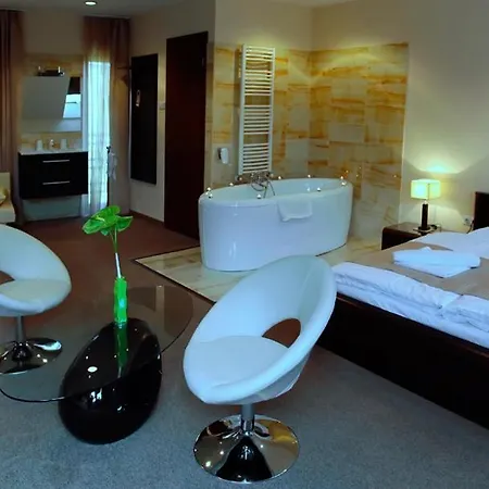 Hotel Brill 3*